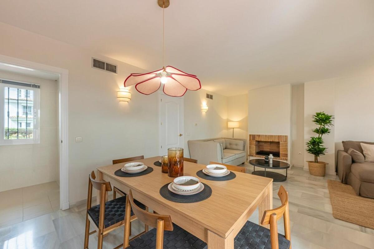 Appartement Marvellous 3 Bedroom Flat With Pool And Terrace