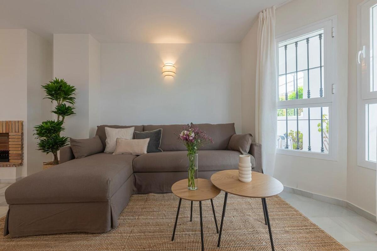 Marvellous 3 Bedroom Flat With Pool And Terrace Apartamento *