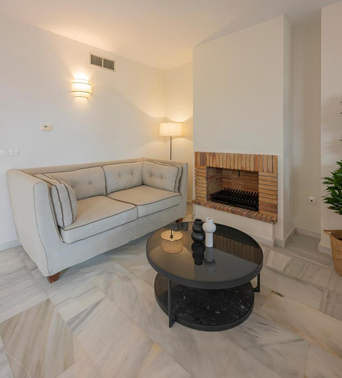 Apartamento Marvellous 3 Bedroom Flat With Pool And Terrace Marbella