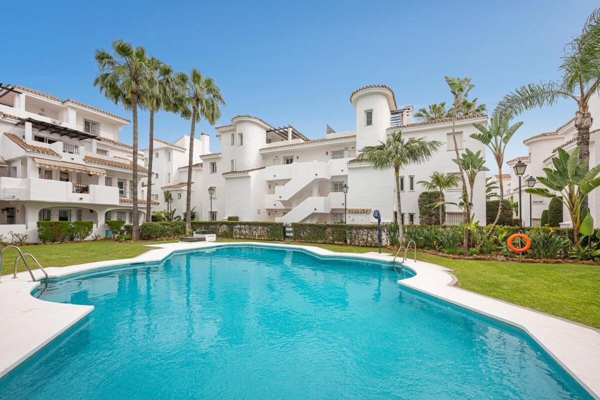 Apartamento Marvellous 3 Bedroom Flat With Pool And Terrace